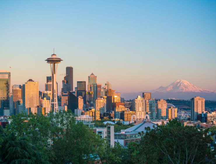 view-downtown-seattle-skyline.webp